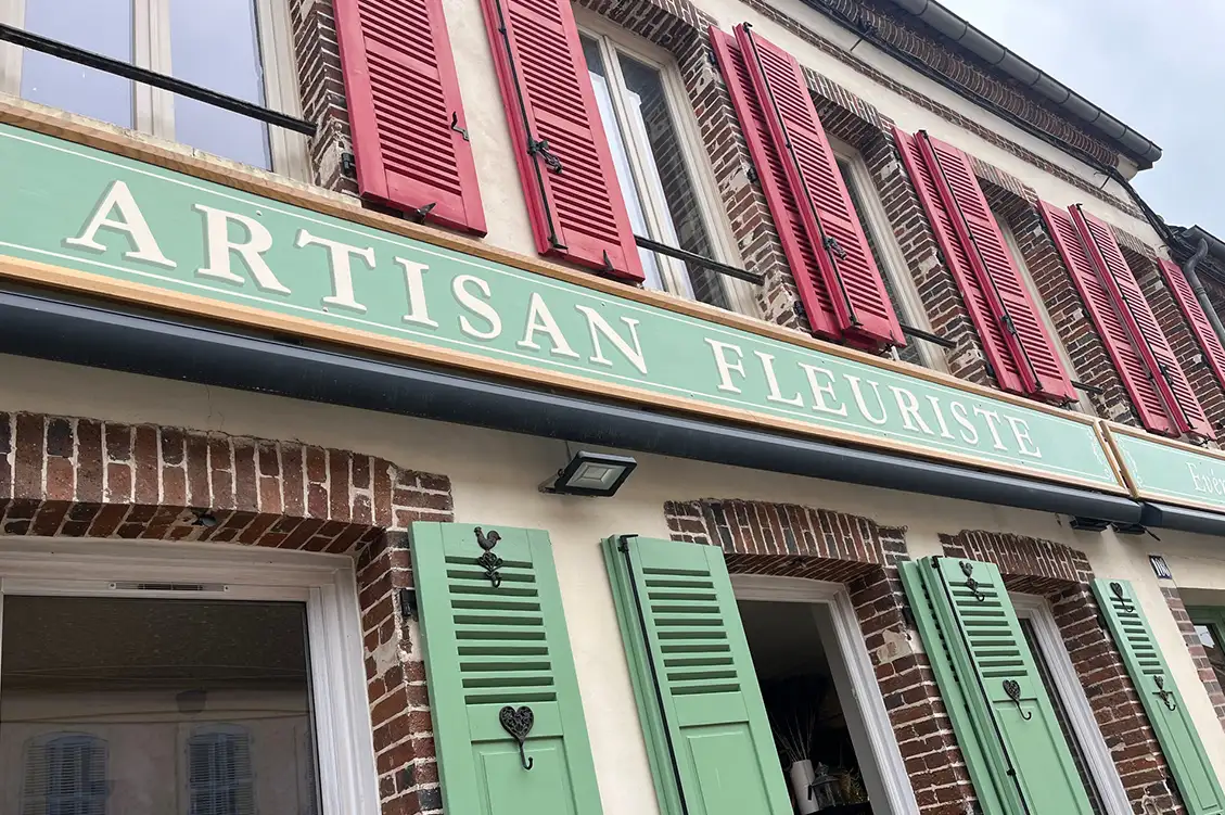 Enseigne peinte à la main pour boutique le fleuron d'or à Villeneuve sur Yonne